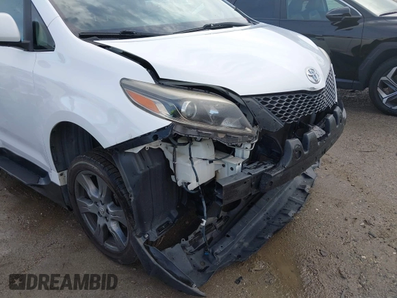 2017 Toyota Sienna SE with VIN 5TDXZ3DCXHS770659, listed as a IAAI auction lot 41785225 with 90,908 mi miles and . Bid and sale history available at DreamBid. Image 18.
