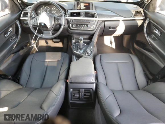 2017 BMW 3 Series 320i with VIN WBA8E1G57HNU13055, listed as a Copart auction lot 55528365 with 45,439 mi miles and Clean Title. Bid and sale history available at DreamBid. Image 8.