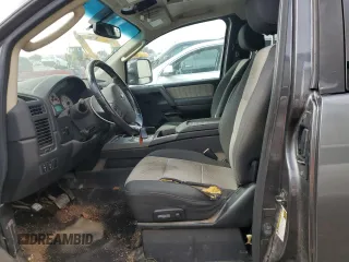 2008 Nissan Titan XE z VIN 1N6BA06C68N306381, wystawiony jako Copart lot #44445615 z przebiegiem 163 225 mil mil oraz Szkoda całkowita • Salvage title. Historia ofert i sprzedaży dostępna na DreamBid. Obrazek 7.