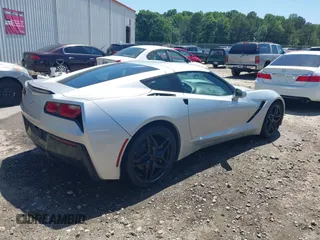 2018 Chevrolet Corvette 1LT z VIN 1G1YB2D73J5102194, wystawiony jako IAAI lot #42321149 z przebiegiem 103 086 mil mil oraz . Historia ofert i sprzedaży dostępna na DreamBid. Obrazek 4.
