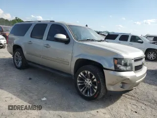 2008 Chevrolet Suburban 3LT z VIN 3GNFC16048G136659, wystawiony jako Copart lot #56365625 z przebiegiem 206 136 mil mil oraz Czysty tytuł • Clean title. Historia ofert i sprzedaży dostępna na DreamBid. Obrazek 4.