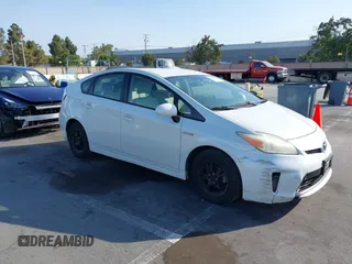 2014 Toyota Prius Four with VIN JTDKN3DU7E1754796, listed as a IAAI auction lot 42569301 with 245,194 mi miles and . Bid and sale history available at DreamBid. Image 1.