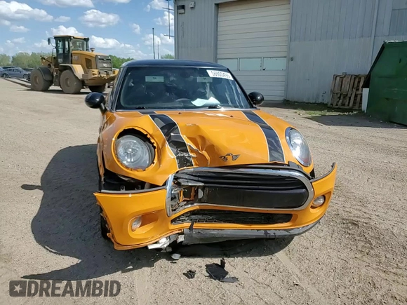 2017 MINI Hardtop Cooper с VIN WMWXP5C38H3C64588, выставлен на аукционе Copart как лот 56905495 с пробегом 49 401 миль миль и Чистый • Clean title. История ставок и продаж доступна на DreamBid. Изображение 14.