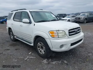 2004 Toyota Sequoia Limited with VIN 5TDZT38A74S227279, listed as a IAAI auction lot 41569158 with 292,267 mi miles. Bid and sale history available at carsss.com. Image 1.