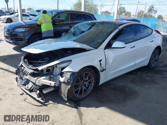 2018 Tesla Model 3 Long Range Battery z VIN 5YJ3E1EB3JF187543, wystawiony jako IAAI lot #41879169 z przebiegiem 74 144 mil mil oraz . Historia ofert i sprzedaży dostępna na DreamBid. Obrazek 18.