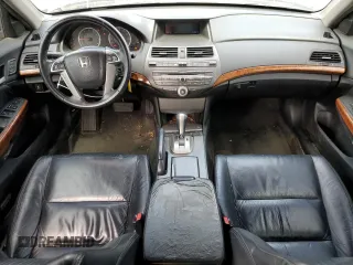 2012 Honda Accord EX-L z VIN 1HGCP3F87CA020494, wystawiony jako Copart lot #55507315 z przebiegiem 183 987 mil mil oraz Czysty tytuł • Clean title. Historia ofert i sprzedaży dostępna na DreamBid. Obrazek 8.
