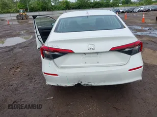 2024 Honda Civic LX z VIN 2HGFE2F20RH523593, wystawiony jako IAAI lot #42213468 z przebiegiem 13 561 mil mil oraz . Historia ofert i sprzedaży dostępna na DreamBid. Obrazek 16.