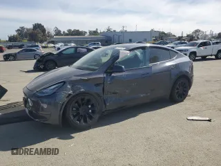 2022 Tesla Model Y Long Range z VIN 7SAYGDEE6NF432419, wystawiony jako Copart lot #54104475 z przebiegiem 88 930 mil mil oraz Szkoda całkowita • Salvage title. Historia ofert i sprzedaży dostępna na DreamBid. Obrazek 1.
