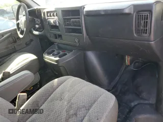 2013 Chevrolet Express Cargo с VIN 1GCWGFBA2D1115617, выставлен на аукционе Copart как лот 61756645 с пробегом 302 668 миль миль и Списание • Salvage title. История ставок и продаж доступна на DreamBid. Изображение 8.
