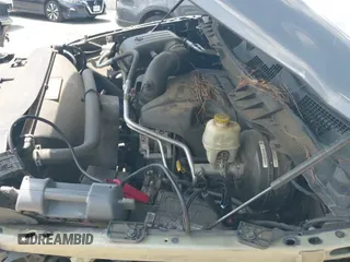 2015 Ram 1500 Laramie z VIN 1C6RR6NT7FS621680, wystawiony jako IAAI lot #42887104 z przebiegiem 203 488 mil mil oraz . Historia ofert i sprzedaży dostępna na DreamBid. Obrazek 20.