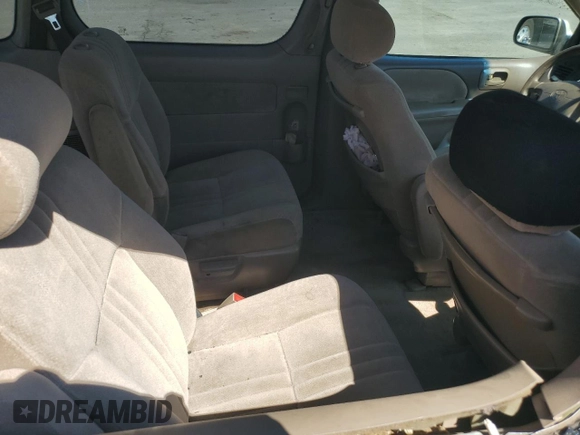 2002 Toyota Sienna LE with VIN 4T3ZF13C32U463654, listed as a Copart auction lot 68852404 with 199,094 mi miles and Salvage Title. Bid and sale history available at carsss.com. Image 11.