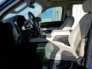 2019 Ford Expedition Max Platinum with VIN 1FMJK1LT6KEA89777, listed as a Copart auction lot 84071914 with 84,130 mi miles and Clean title. Bid and sale history available at DreamBid. Image 7.