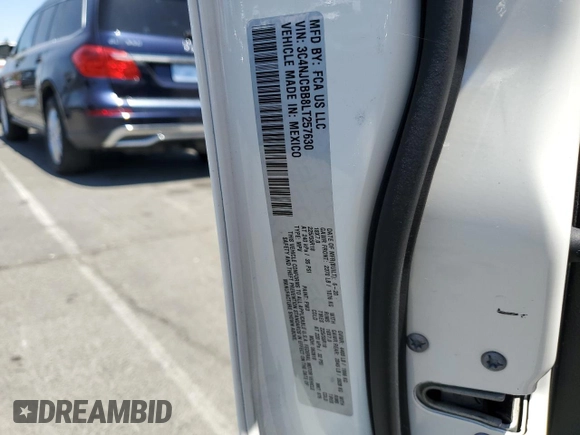 2020 Jeep Compass Latitude with VIN 3C4NJCBB8LT257630, listed as a Copart auction lot 58979745 with 128,196 mi miles and Salvage title. Bid and sale history available at DreamBid. Image 13.