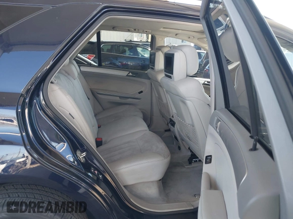 2007 Mercedes-Benz M 350 with VIN 4JGBB86E97A246310, listed as a IAAI auction lot 41625537 with 124,293 mi miles and . Bid and sale history available at DreamBid. Image 8.