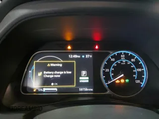 2020 Nissan LEAF SV with VIN 1N4AZ1CP5LC309710, listed as a Copart auction lot 45917895 with 59,758 mi miles and Clean title. Bid and sale history available at DreamBid. Image 9.