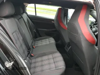 2024 Volkswagen GTI S z VIN WVWGA7CD1RW133069, wystawiony jako Copart lot #58450145 z przebiegiem 15 030 mil mil oraz Szkoda całkowita • Salvage title. Historia ofert i sprzedaży dostępna na DreamBid. Obrazek 11.