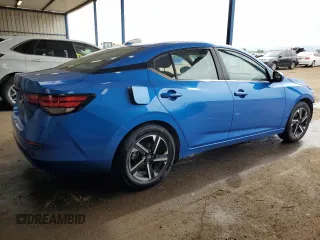 2025 Nissan Sentra SV z VIN 3N1AB8CV6SY299753, wystawiony jako Copart lot #59432515 z przebiegiem 3 052 mil mil oraz Czysty tytuł • Clean title. Historia ofert i sprzedaży dostępna na DreamBid. Obrazek 3.