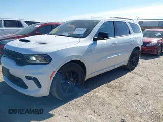 2023 Dodge Durango R/T Plus z VIN 1C4SDHCT8PC555479, wystawiony jako IAAI lot #41310474 z przebiegiem 48 460 mil mil oraz . Historia ofert i sprzedaży dostępna na DreamBid. Obrazek 17.