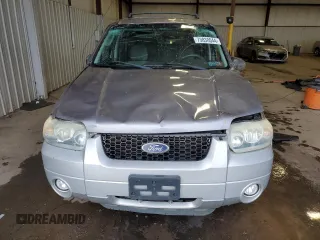 2007 Ford Escape XLT with VIN 1FMCU031X7KA30591, listed as a Copart auction lot 73838044 with 92,198 mi miles and Salvage Title. Bid and sale history available at carsss.com. Image 5.