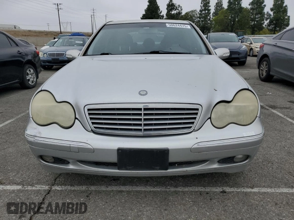 2001 Mercedes-Benz C 320 with VIN WDBRF64J01F124150, listed as a Copart auction lot 50624475 with Not Provided miles and Clean Title. Bid and sale history available at DreamBid. Image 5.