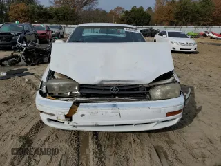 1992 Toyota Camry LE with VIN 4T1SK12E9NU084641, listed as a Copart auction lot 80623414 with 87,846 mi miles and Salvage Title. Bid and sale history available at carsss.com. Image 5.