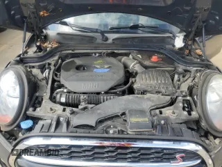 2015 MINI Hardtop S with VIN WMWXP7C59F2A34428, listed as a Copart auction lot 50697285 with 131,564 mi miles and Salvage Title. Bid and sale history available at DreamBid. Image 11.