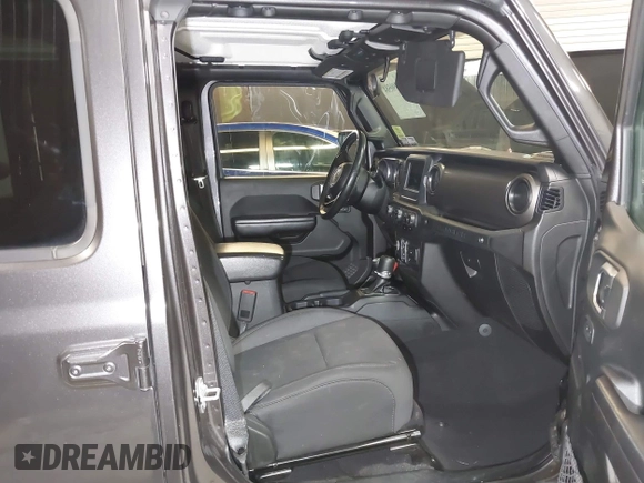 2018 Jeep Wrangler Unlimited Sport S with VIN 1C4HJXDG5JW126496, listed as a IAAI auction lot 42390584 with 163,476 mi miles and . Bid and sale history available at DreamBid. Image 5.