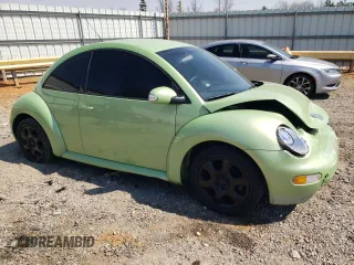 2004 Volkswagen New Beetle Coupe GL with VIN 3VWBK31C74M412879, listed as a Copart auction lot 50596255 with 192,058 mi miles and Salvage Title. Bid and sale history available at carsss.com. Image 4.
