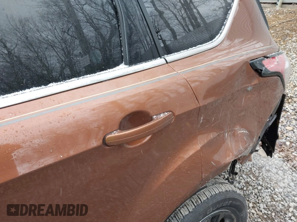 2017 Ford Escape SE with VIN 1FMCU9G96HUC12475, listed as a IAAI auction lot 41741342 with 102,823 mi miles. Bid and sale history available at carsss.com. Image 21.