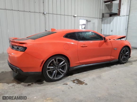 2018 Chevrolet Camaro 2LT with VIN 1G1FD1RSXJ0158137, listed as a Copart auction lot 72934124 with 47,249 mi miles and Salvage Title. Bid and sale history available at carsss.com. Image 3.