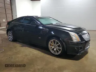 2013 Cadillac CTS-V z VIN 1G6DV1EP3D0102349, wystawiony jako Copart lot #43710885 z przebiegiem Nie podano mil oraz Czysty tytuł • Clean title. Historia ofert i sprzedaży dostępna na DreamBid. Obrazek 4.