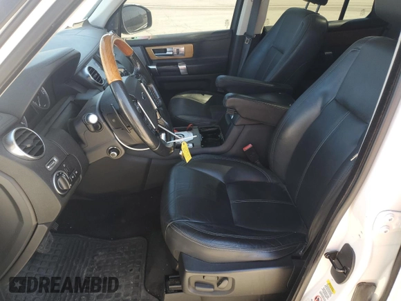 2015 Land Rover LR4 Lux with VIN SALAK2V64FA757065, listed as a Copart auction lot 49555045 with 92,958 mi miles and Clean Title. Bid and sale history available at DreamBid. Image 7.