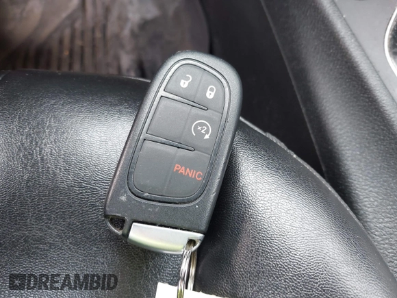2021 Jeep Cherokee Latitude Plus with VIN 1C4PJMLBXMD185415, listed as a IAAI auction lot 41773843 with 62,770 mi miles and . Bid and sale history available at DreamBid. Image 11.