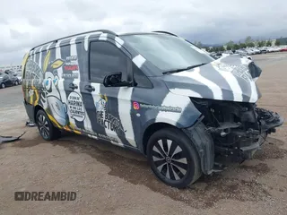 2022 Mercedes-Benz Metris Cargo z VIN W1YV0BEY6N4149945, wystawiony jako IAAI lot #42081012 z przebiegiem 56 119 mil mil oraz . Historia ofert i sprzedaży dostępna na DreamBid. Obrazek 1.