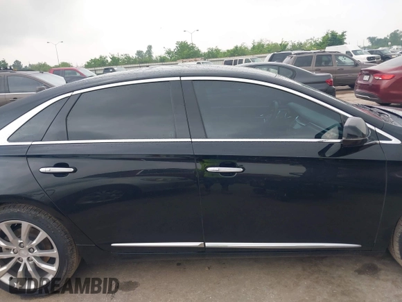 2017 Cadillac XTS Luxury with VIN 2G61M5S38H9151248, listed as a IAAI auction lot 42111780 with 76,494 mi miles. Bid and sale history available at carsss.com. Image 13.