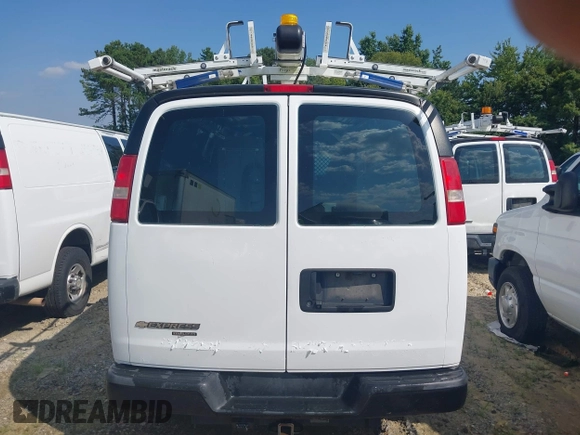 2016 Chevrolet Express Cargo with VIN 1GCWGAFF2G1334087, listed as a IAAI auction lot 42505870 with 205,983 mi miles and . Bid and sale history available at DreamBid. Image 16.
