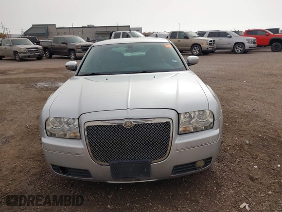 2006 Chrysler 300 Touring with VIN 2C3KA53G36H384442, listed as a IAAI auction lot 41817539 with 129,123 mi miles. Bid and sale history available at carsss.com. Image 12.