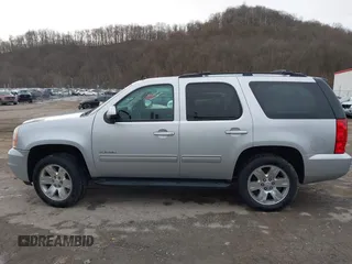 2013 GMC Yukon SLT with VIN 1GKS2CE07DR315820, listed as a IAAI auction lot 41653433 with 137,491 mi miles. Bid and sale history available at carsss.com. Image 14.