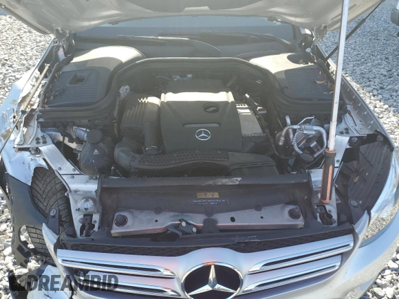 2018 Mercedes-Benz GLC 300 z VIN WDC0G4JB4JV037585, wystawiony jako Copart lot #51843275 z przebiegiem 132 332 mil mil oraz Szkoda całkowita • Salvage title. Historia ofert i sprzedaży dostępna na DreamBid. Obrazek 12.