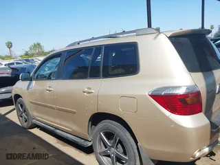 2008 Toyota Highlander Sport with VIN JTEDS43AX82060595, listed as a IAAI auction lot 41885581 with 209,600 mi miles. Bid and sale history available at carsss.com. Image 14.