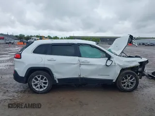 2017 Jeep Cherokee Latitude с VIN 1C4PJMCS3HW545909, выставлен на аукционе IAAI как лот 42328056 с пробегом 149 979 миль миль и . История ставок и продаж доступна на DreamBid. Изображение 14.
