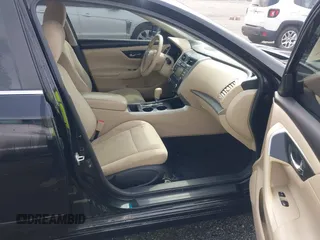 2015 Nissan Altima S z VIN 1N4AL3AP7FC464408, wystawiony jako IAAI lot #42086877 z przebiegiem 103 993 mil mil oraz . Historia ofert i sprzedaży dostępna na DreamBid. Obrazek 5.