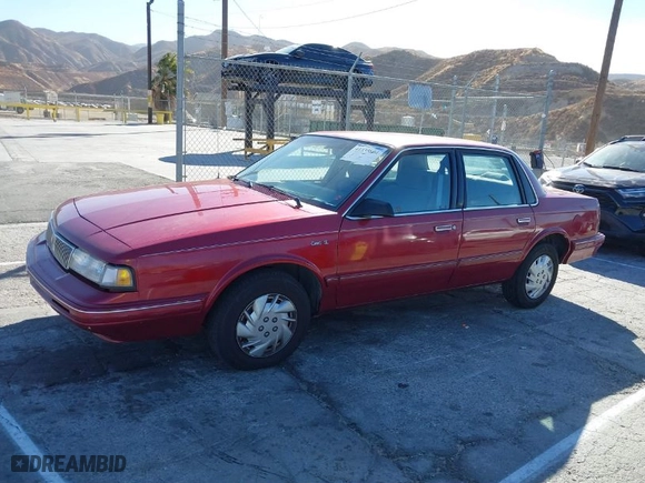 1996 Oldsmobile Ciera 1SA + VX5 with VIN 1G3AJ55M5T6410109, listed as a IAAI auction lot 41335804 with NaN miles. Bid and sale history available at carsss.com. Image 14.