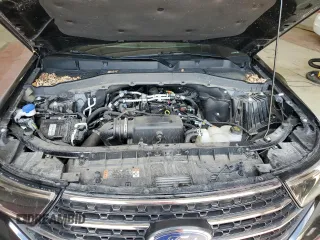 2022 Ford Explorer XLT z VIN 1FMSK8DH7NGA82787, wystawiony jako Copart lot #61729545 z przebiegiem 18 252 mil mil oraz Szkoda całkowita • Salvage title. Historia ofert i sprzedaży dostępna na DreamBid. Obrazek 12.