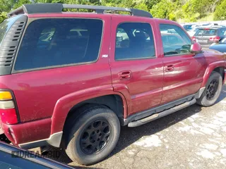 2005 Chevrolet Tahoe Z71 z VIN 1GNEK13T25R225137, wystawiony jako IAAI lot #42441428 z przebiegiem 230 897 mil mil oraz . Historia ofert i sprzedaży dostępna na DreamBid. Obrazek 4.