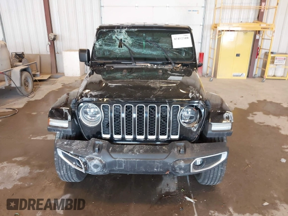 2020 Jeep Gladiator Overland with VIN 1C6HJTFG5LL140142, listed as a IAAI auction lot 42452310 with 111,884 mi miles and . Bid and sale history available at DreamBid. Image 12.
