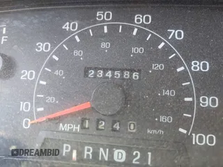 2000 Ford Excursion Limited with VIN 1FMNU43S5YEB26119, listed as a IAAI auction lot 42458492 with 234,586 mi miles and . Bid and sale history available at DreamBid. Image 15.