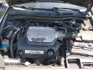 2011 Honda Accord EX-L с VIN 1HGCP3F88BA032555, выставлен на аукционе IAAI как лот 42556674 с пробегом 201 065 миль миль и . История ставок и продаж доступна на DreamBid. Изображение 10.