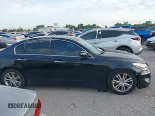 2014 Hyundai Genesis 3.8L z VIN KMHGC4DD7EU264631, wystawiony jako IAAI lot #42033725 z przebiegiem 183 397 mil mil oraz . Historia ofert i sprzedaży dostępna na DreamBid. Obrazek 13.