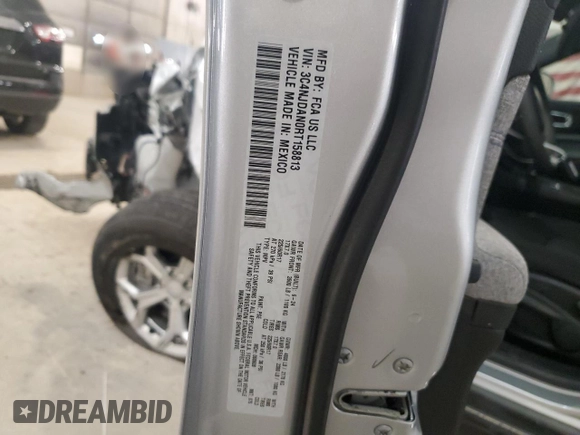 2024 Jeep Compass Sport с VIN 3C4NJDAN0RT158813, выставлен на аукционе Copart как лот 52794575 с пробегом 6 137 миль миль и Списание • Salvage title. История ставок и продаж доступна на DreamBid. Изображение 13.
